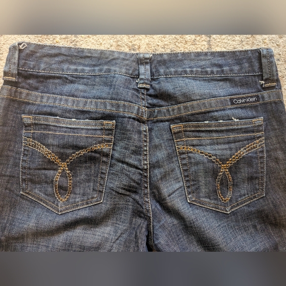 Calvin Klein Lean Boot Jeans, Women's Size 30/10x32", 9" Rise - Picture 4 of 6